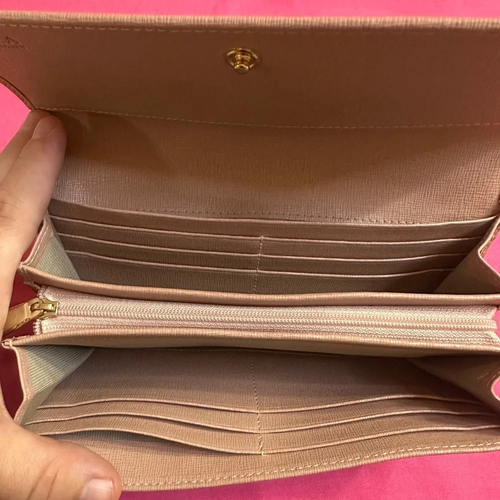 NWOT Furla Saffiano Leather Envelope Wallet